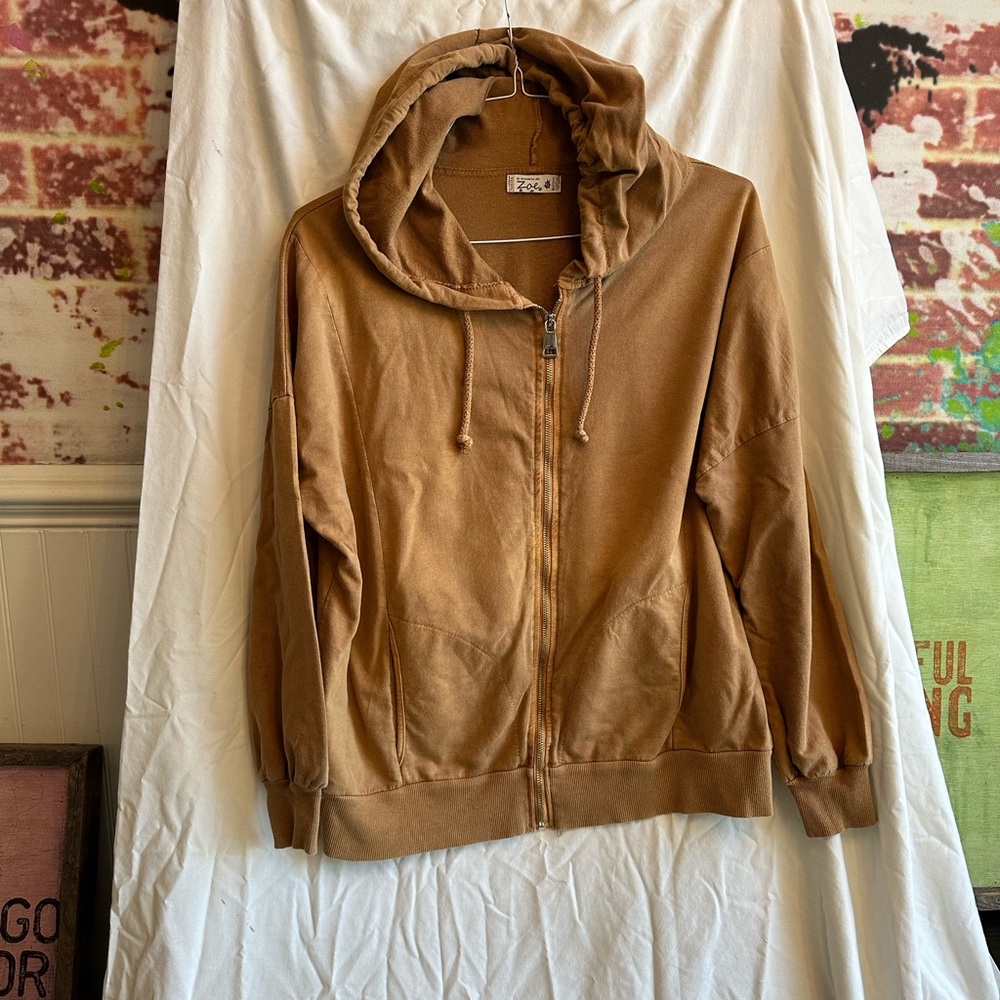 Zoe brown hoody. Zipper up size medium